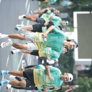 Race photo from BAUR RUN 2025