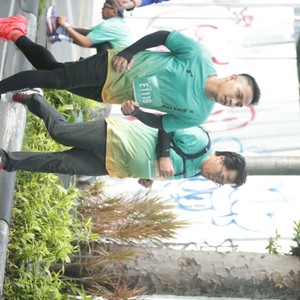 Race photo from BAUR RUN 2025