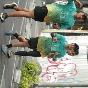 Race photo from BAUR RUN 2025