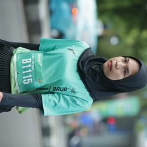 Race photo from BAUR RUN 2025