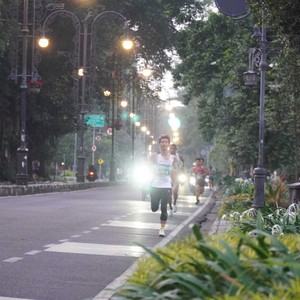 Race photo from BAUR RUN 2025