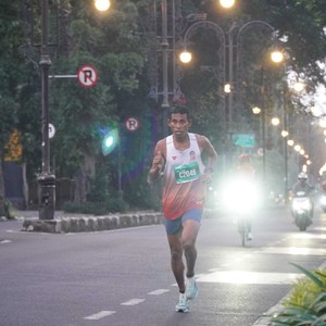 Race photo from BAUR RUN 2025