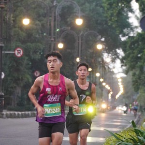 Race photo from BAUR RUN 2025