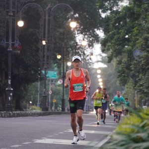 Race photo from BAUR RUN 2025