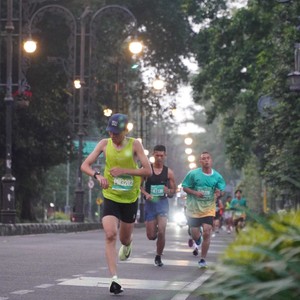 Race photo from BAUR RUN 2025