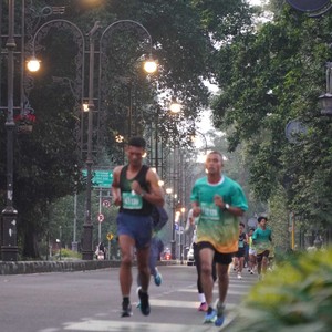 Race photo from BAUR RUN 2025