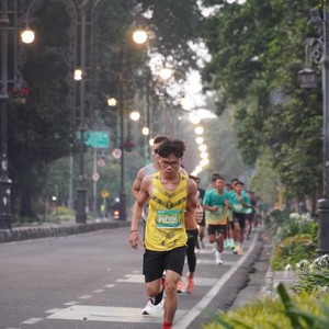 Race photo from BAUR RUN 2025