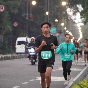 Race photo from BAUR RUN 2025