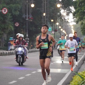 Race photo from BAUR RUN 2025