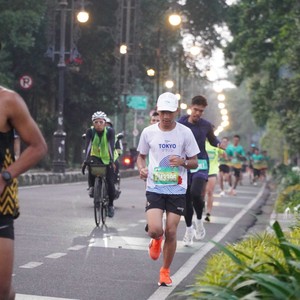 Race photo from BAUR RUN 2025