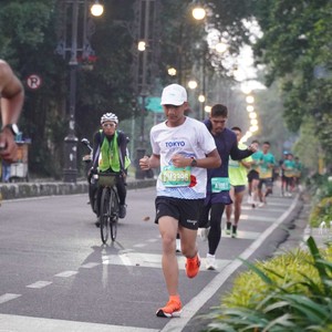 Race photo from BAUR RUN 2025