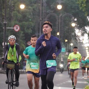 Race photo from BAUR RUN 2025
