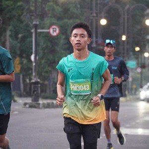 Race photo from BAUR RUN 2025