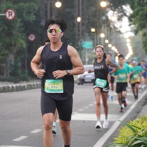 Race photo from BAUR RUN 2025