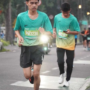 Race photo from BAUR RUN 2025