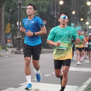 Race photo from BAUR RUN 2025