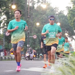 Race photo from BAUR RUN 2025