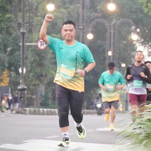 Race photo from BAUR RUN 2025