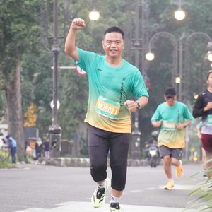 Race photo from BAUR RUN 2025