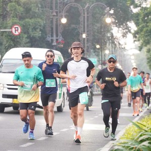 Race photo from BAUR RUN 2025