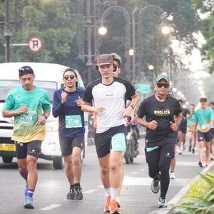 Race photo from BAUR RUN 2025