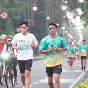 Race photo from BAUR RUN 2025