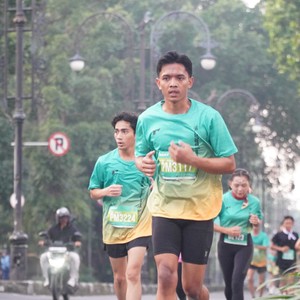 Race photo from BAUR RUN 2025