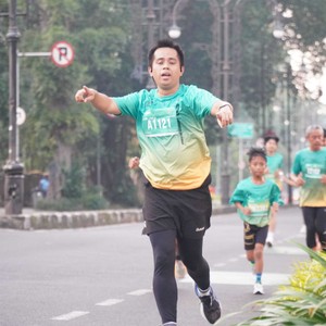 Race photo from BAUR RUN 2025