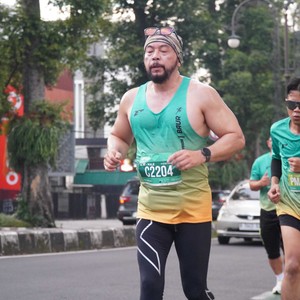Race photo from BAUR RUN 2025