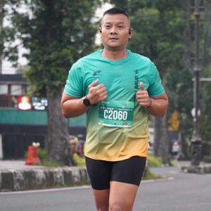 Race photo from BAUR RUN 2025