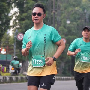 Race photo from BAUR RUN 2025