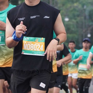 Race photo from BAUR RUN 2025