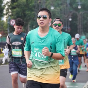 Race photo from BAUR RUN 2025