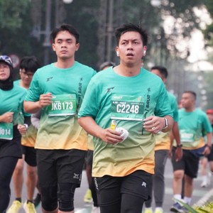 Race photo from BAUR RUN 2025