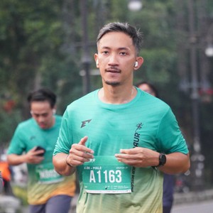 Race photo from BAUR RUN 2025
