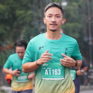 Race photo from BAUR RUN 2025
