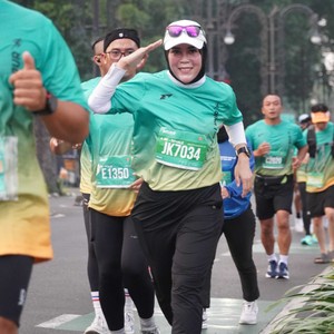 Race photo from BAUR RUN 2025