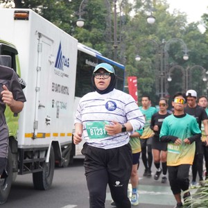 Race photo from BAUR RUN 2025