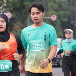 Race photo from BAUR RUN 2025