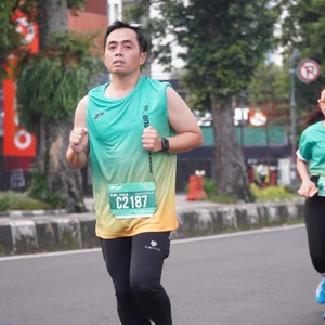 Race photo from BAUR RUN 2025