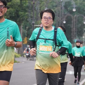 Race photo from BAUR RUN 2025