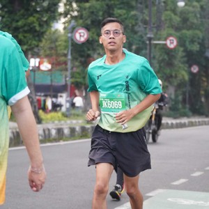 Race photo from BAUR RUN 2025
