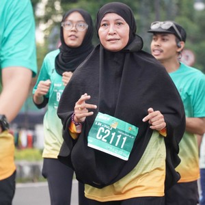 Race photo from BAUR RUN 2025