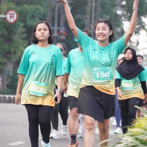 Race photo from BAUR RUN 2025