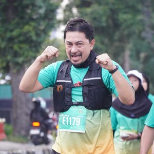 Race photo from BAUR RUN 2025