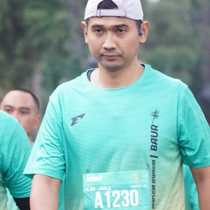 Race photo from BAUR RUN 2025