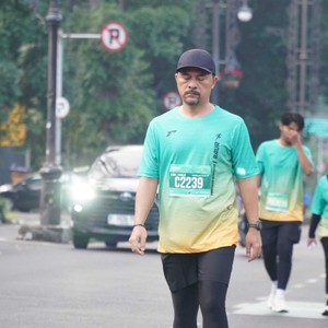 Race photo from BAUR RUN 2025