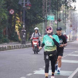 Race photo from BAUR RUN 2025