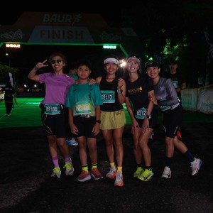 Race photo from BAUR RUN 2025