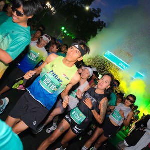 Race photo from BAUR RUN 2025